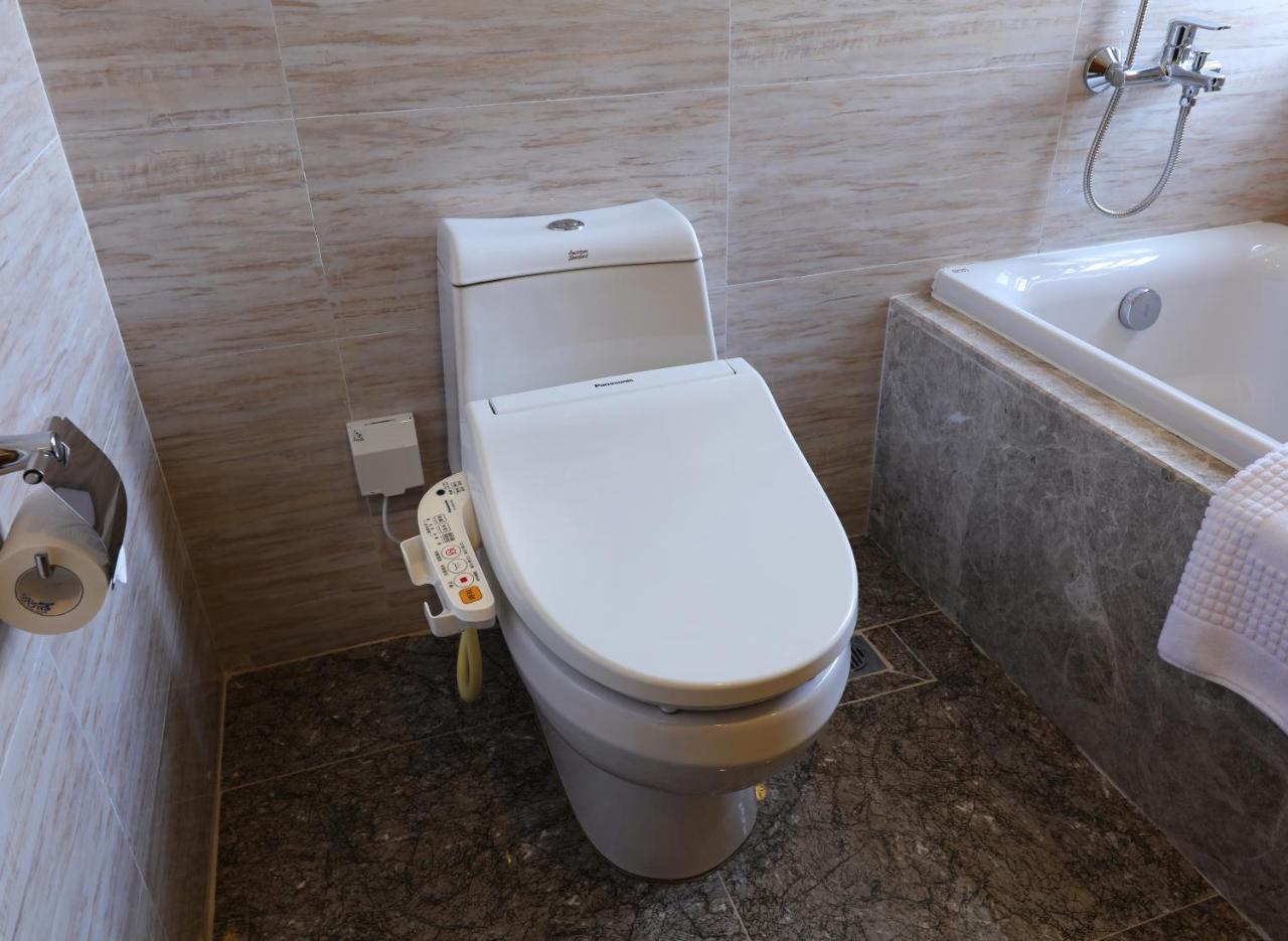 Yuwa Serviced Residence Фошань Экстерьер фото