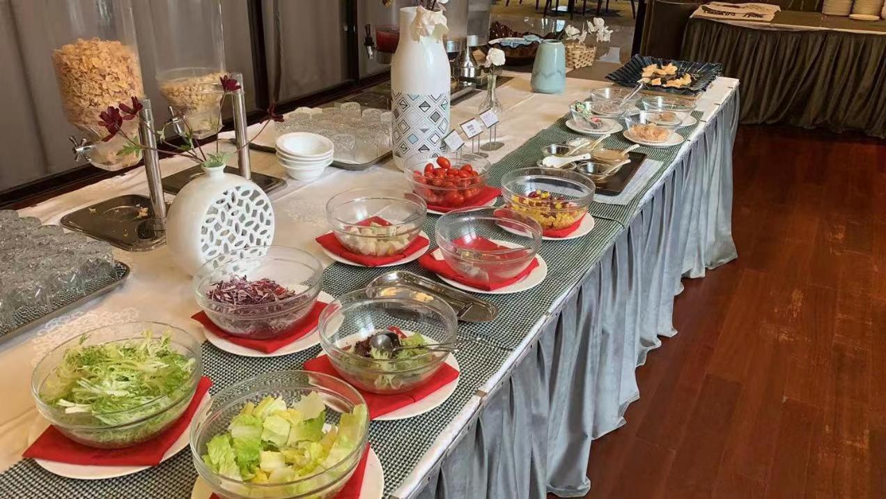 Yuwa Serviced Residence Фошань Экстерьер фото